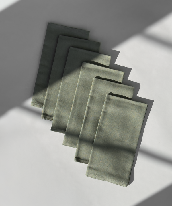 Sage green cotton linen napkins 40x40cm with napkin ring in a set of 6 | Kyla & Rina