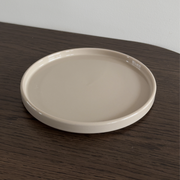 Small Plate Taupe | Nia | Single
