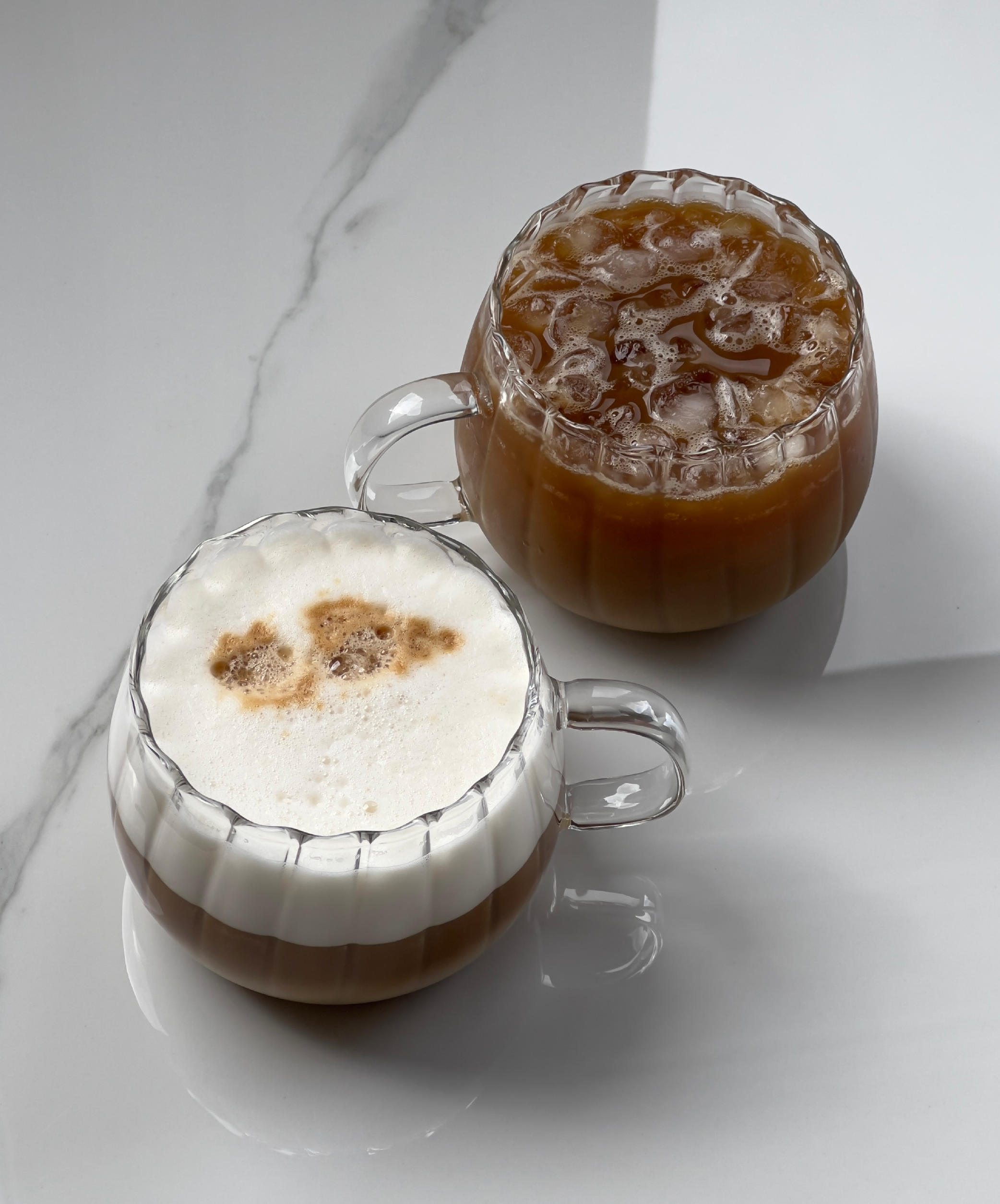 Tea carafe & glass cup set in striped design (400ml, 1500ml) | Norway