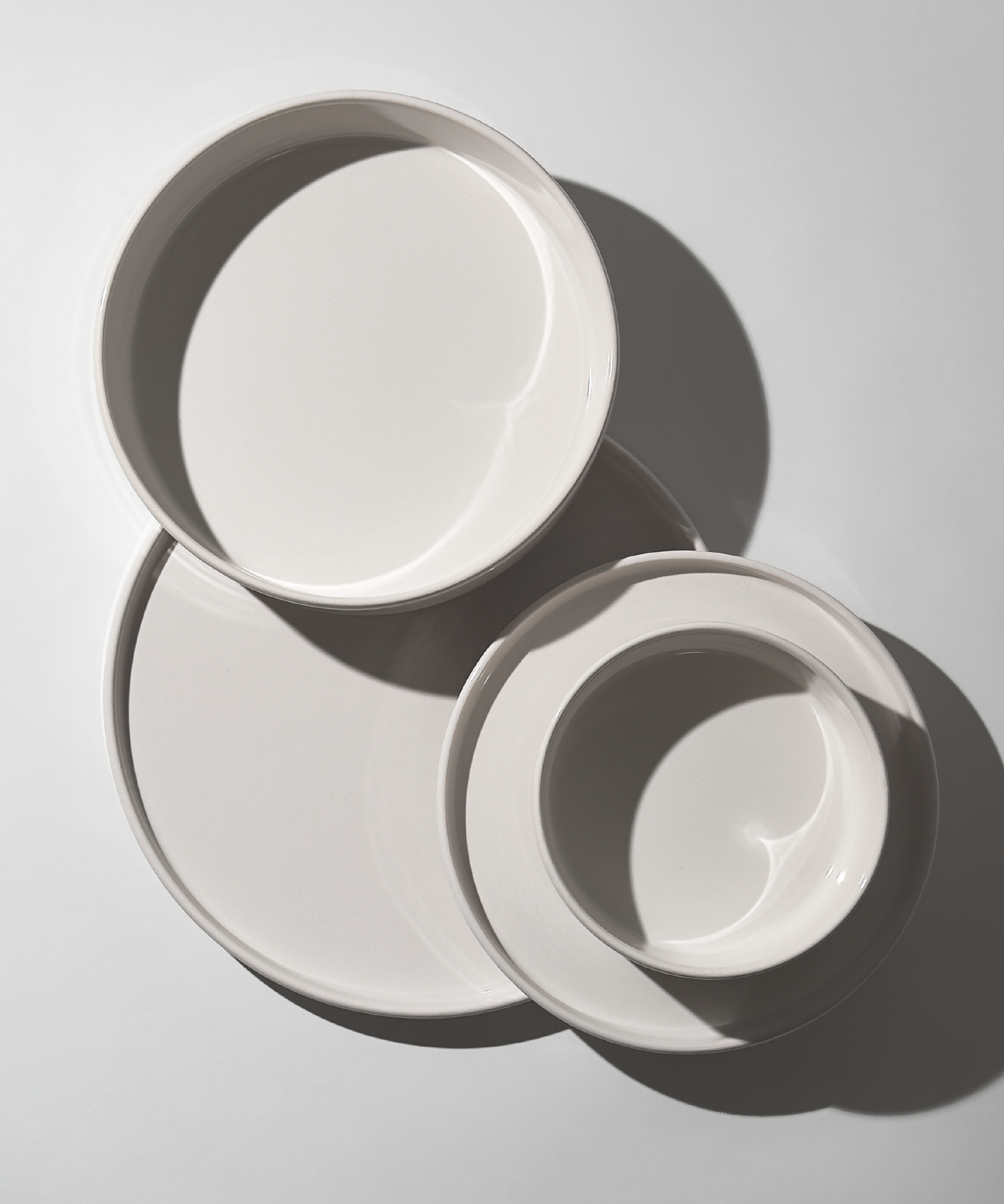 24-piece tableware set in cream white