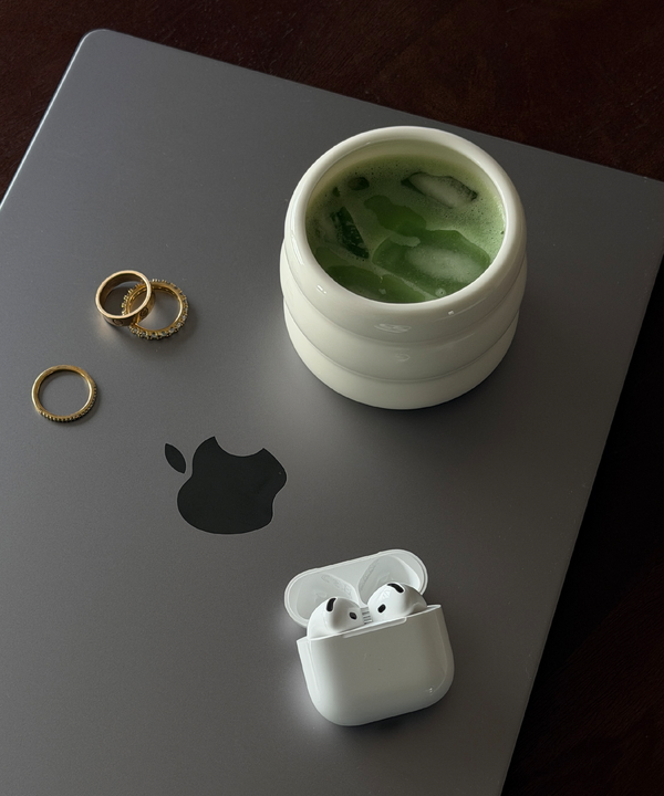 Keramik Becher im Wellen-Design | Akio