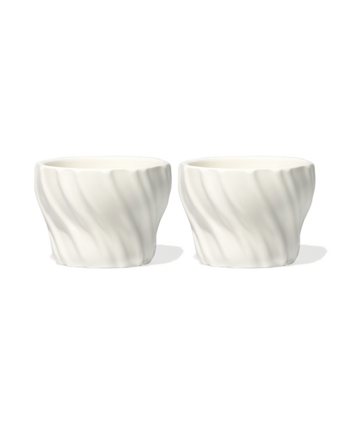 Keramik Becher mit Wellenstruktur – kaia collection von 7 O'CLOCK