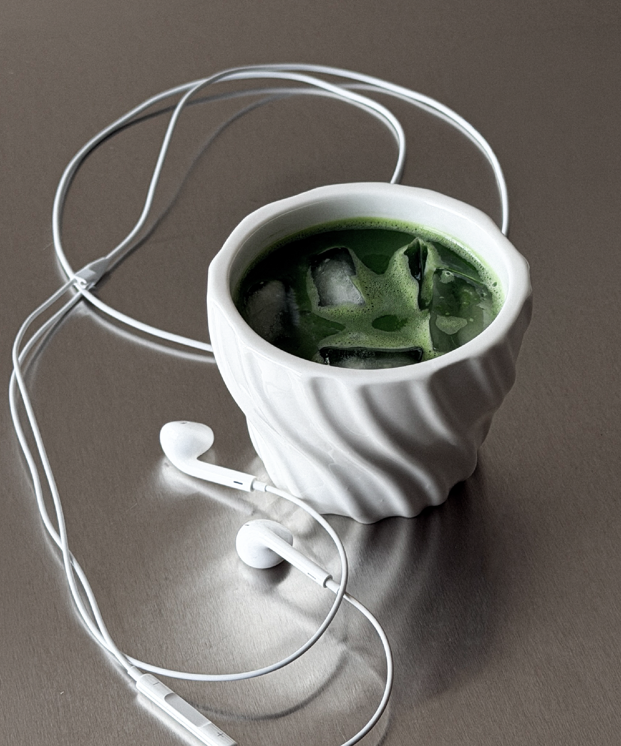 Ceramic mug with wave structure | Kaia