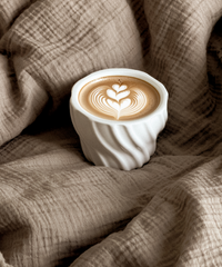 Ceramic mug with wave structure | Kaia