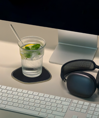 Ribbed Drinking Glass in To-Go Design | Liva