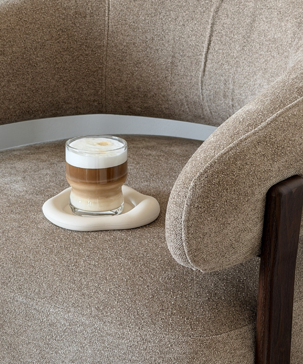 Drinking Glass in a Curved Design | Cala