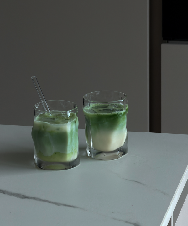 Small Drinking Glass in a Sculptural Design | Glace