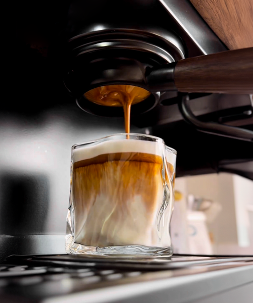 Barista Bundle mit Keramik Bechern und Tassen – Produktansicht