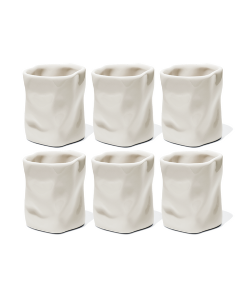 Organische Espresso-Tasse in Cremeweiß aus der Serie Alaska – Produktansicht im Überblick