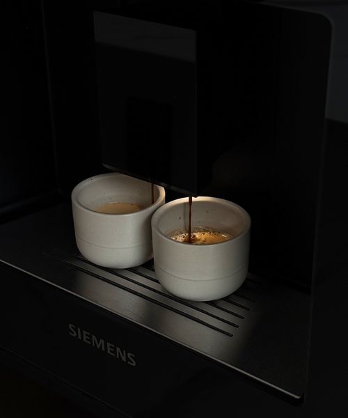 Espresso Keramik Becher Beige aus der Serie Faro – Nahaufnahme der Oberfläche