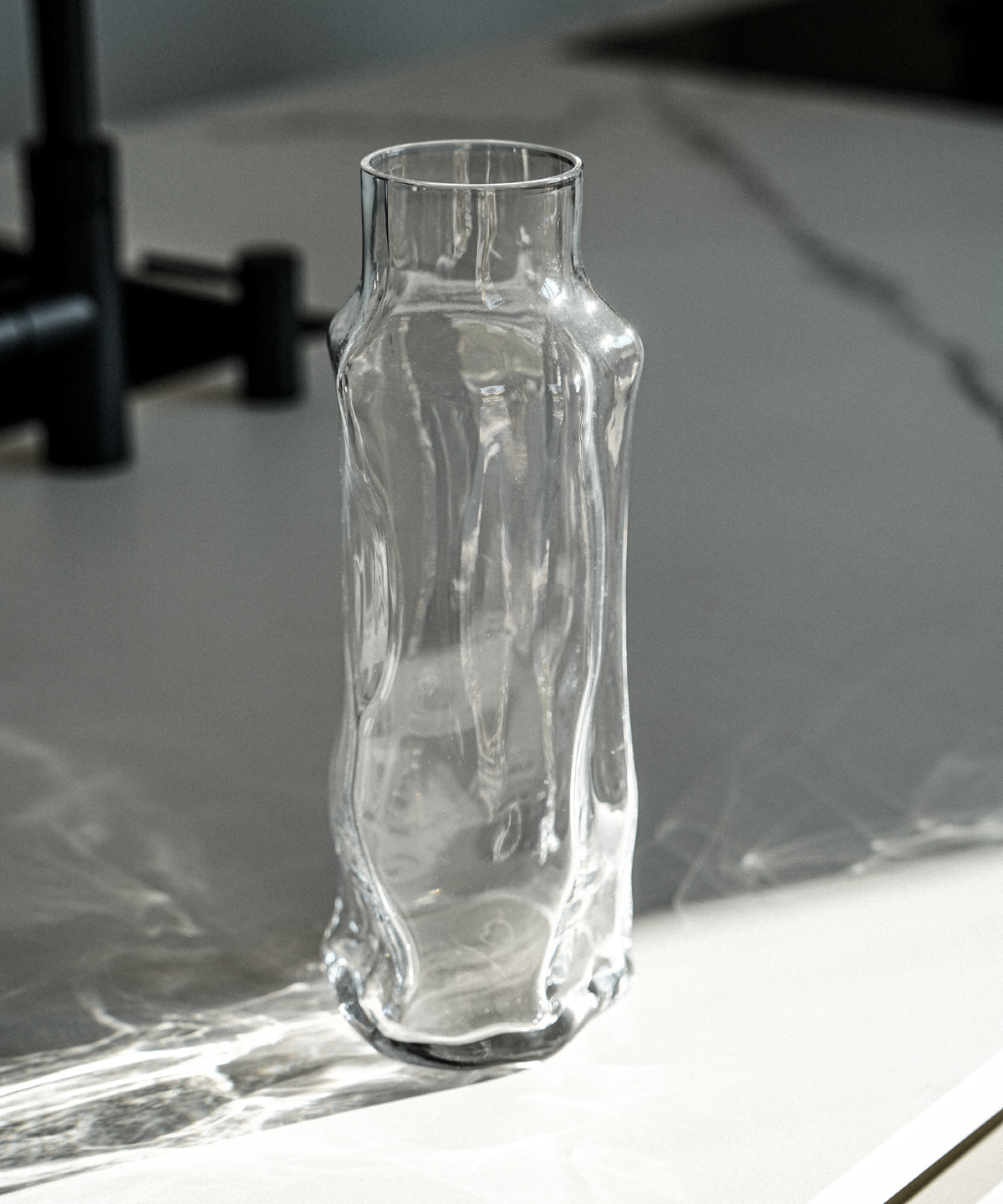 12er Gläser-Set mit gratis Karaffe aus der Serie Alaska – Nahaufnahme der Oberfläche