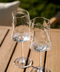 Wine glass in organic design | Alaska