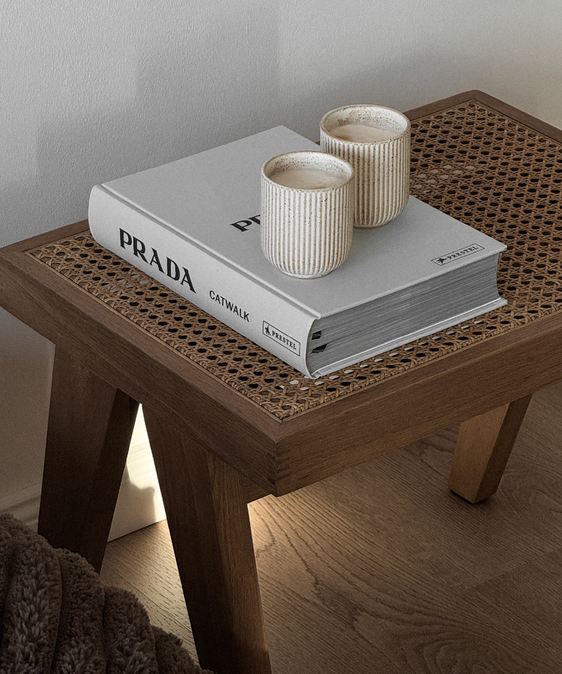 Keramik Becher im geriffelten Design Beige aus der Serie Paris – Seitenansicht