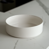 Large bowl Ø27cm in cream white grooved | Nia