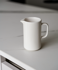Small milk jug in glossy cream white | Nia