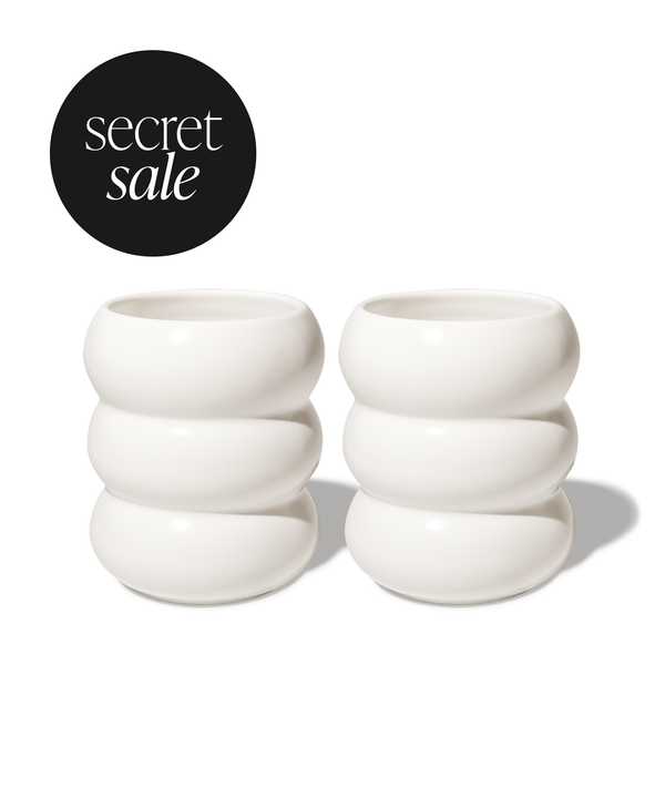 Wave-shaped ceramic mug white | Mya