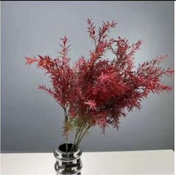 Realistischer Kunstzweig Laubzweig in Rot – bloom collection von 7 O'CLOCK