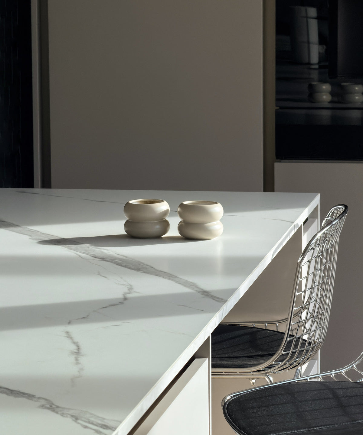 Kleiner Mya Keramikbecher in Beige