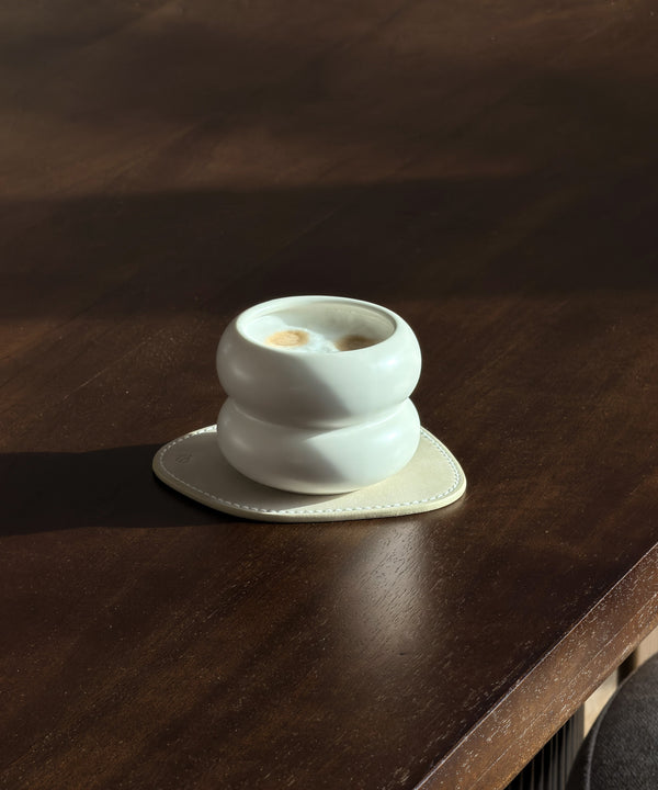 Small Wavy Ceramic Mug White | Mya