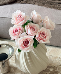 Rosen Bouquet Hellrosa – in Vase auf dem Couchtisch – Bloom von 7 O'CLOCK