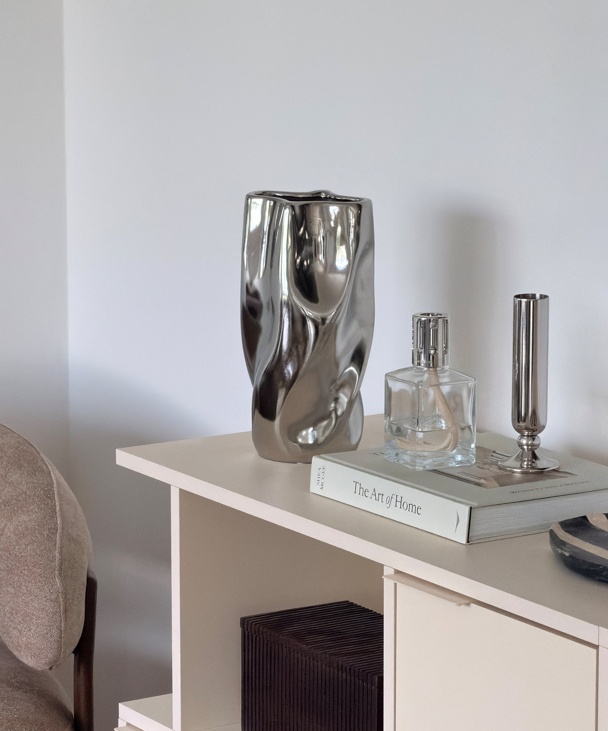 Large Ceramic Vase with Mirror Finish and Softly Curved Silhouette | Livia