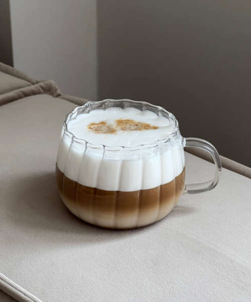 Glastasse im Streifen-Design aus der Serie Norway – Produktansicht im Überblick