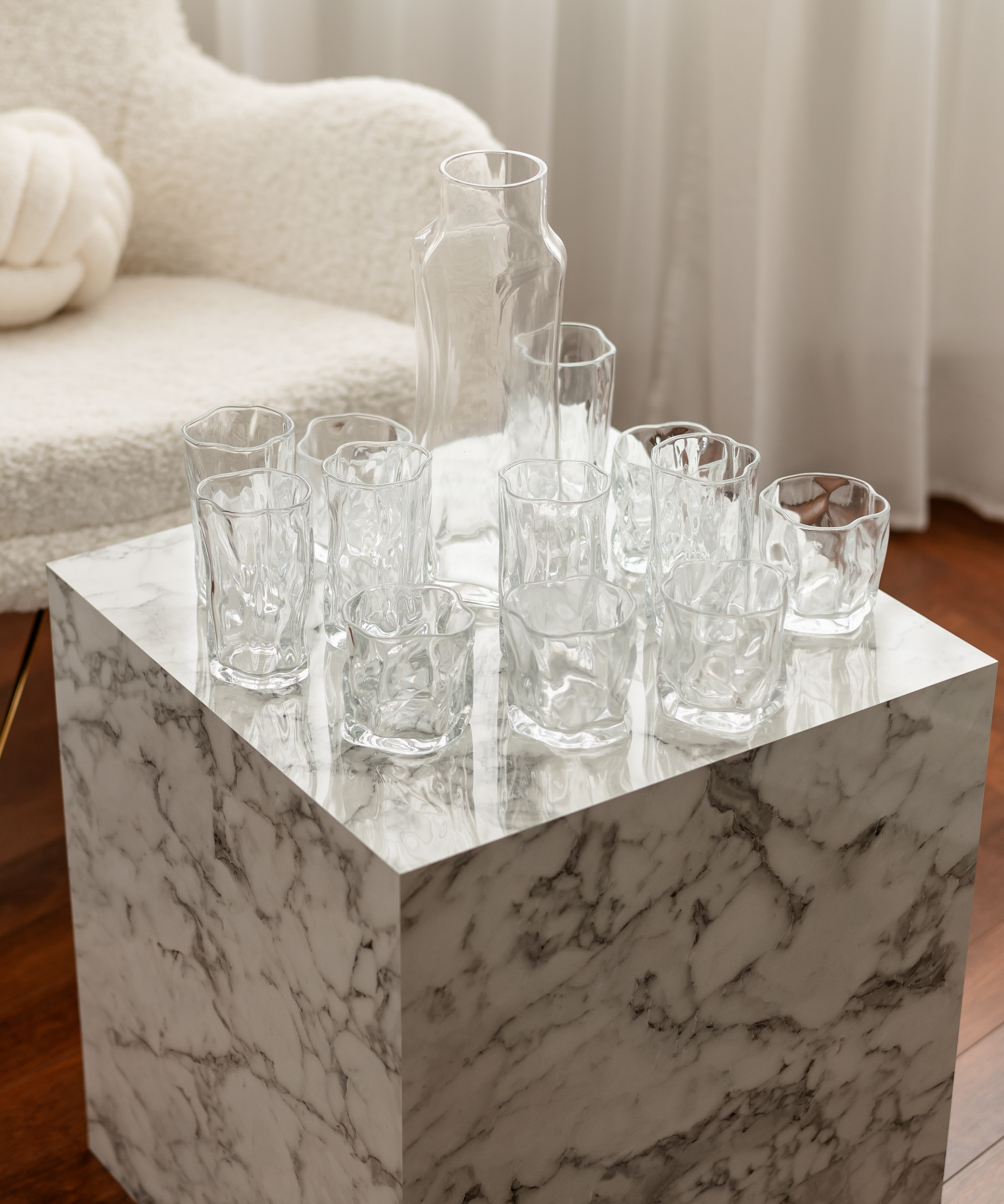 Small & large organic glass with carafe | Alaska