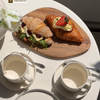 Cups with handles in glossy cream white | Nia