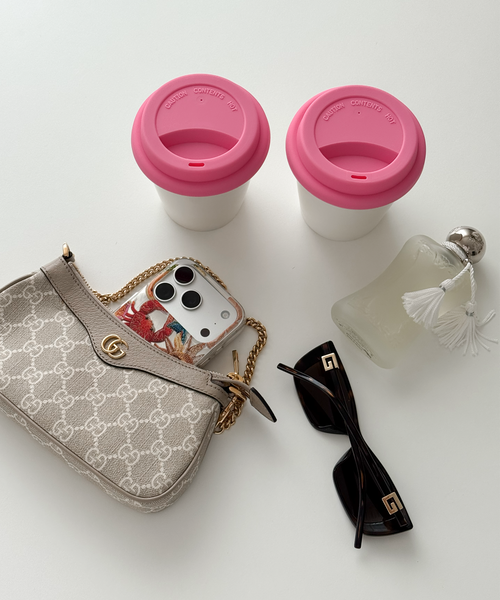 To-Go Becher Silikon-Deckel im 2er Set Pink aus der Serie Brooklyn – Nahaufnahme der Oberfläche