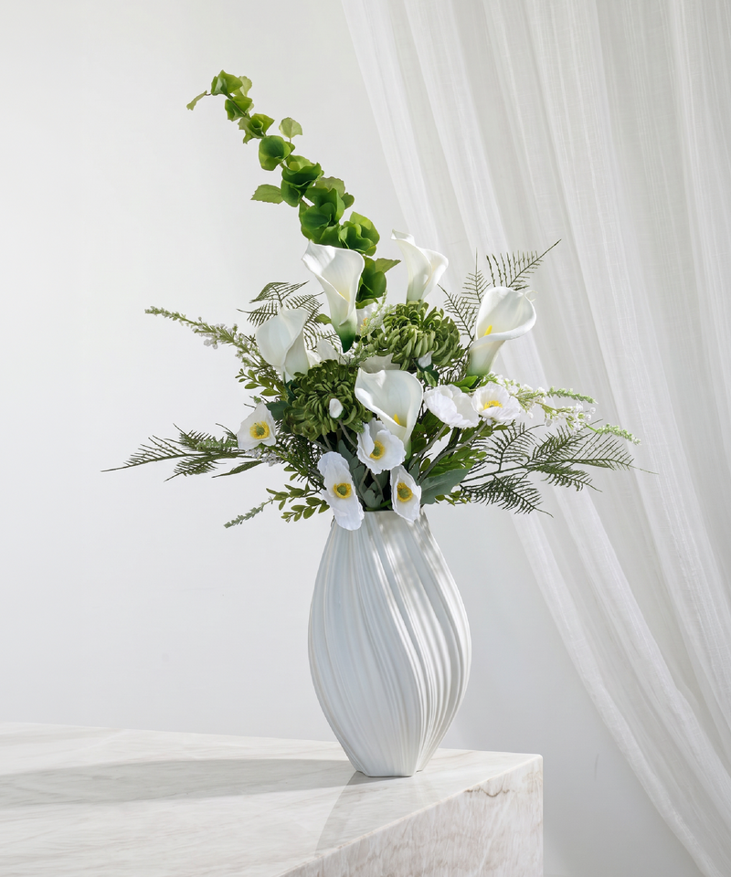 Realistisches Kunstblumen-Bouquet Calla Rising 15er in Weiß und Grün – bloom collection von 7 O'CLOCK
