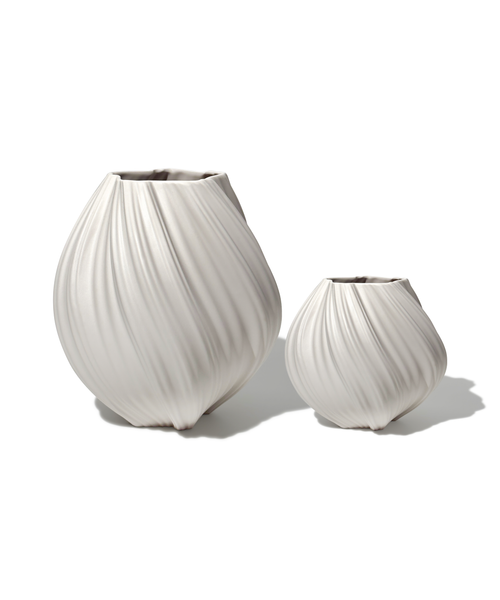 Set aus großer und kleiner Keramik Vase in Cremeweiß – flora collection von 7 O'CLOCK