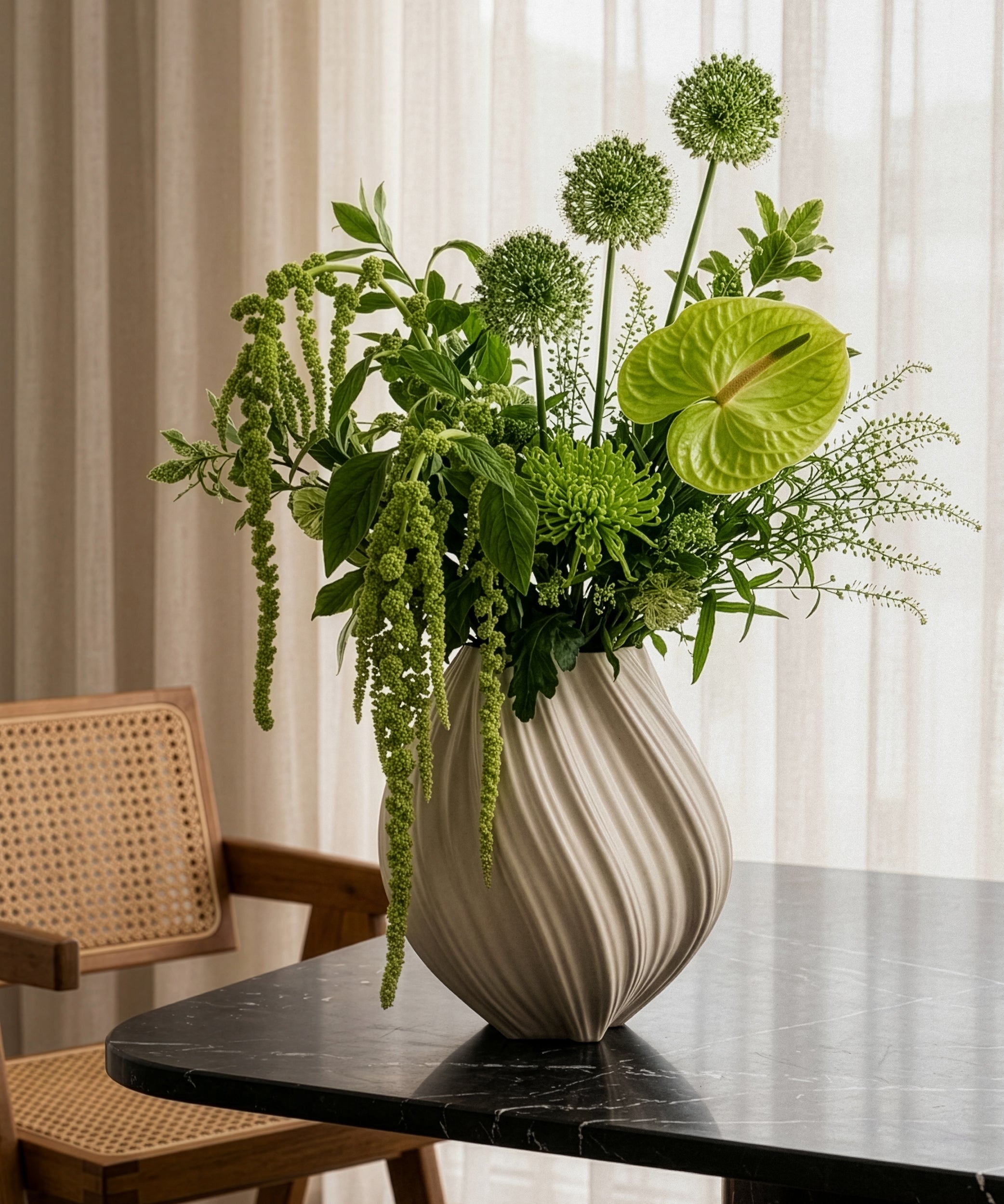 Large ceramic vase in beige | Flora