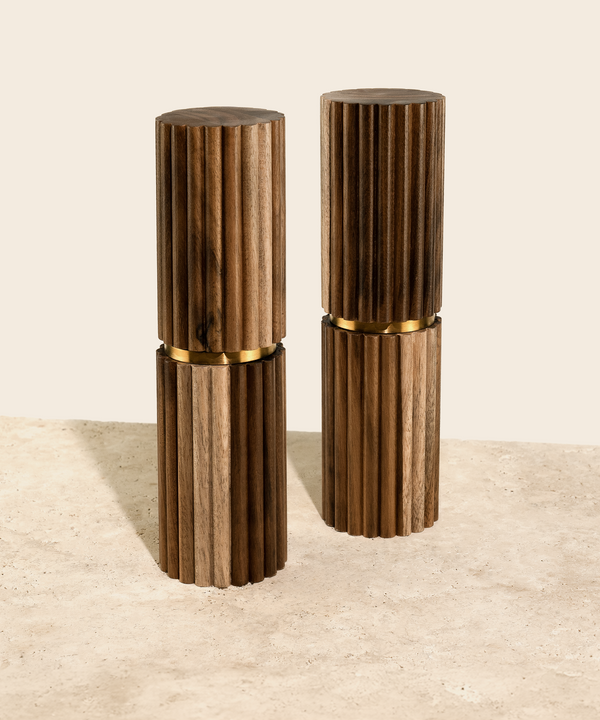 Salt and pepper mill with grooved design | Marlo