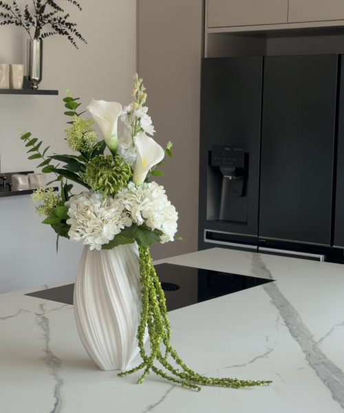 Green Silence Bouquet of 9 in White & Green | Bloom