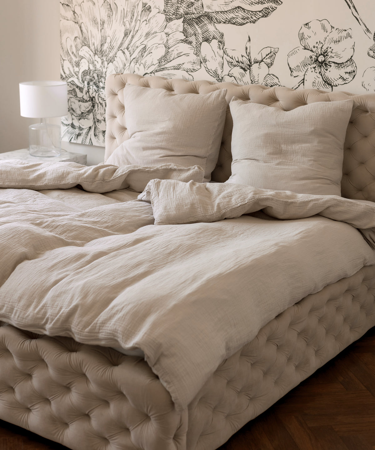 Haven Partner-Set in Beige mit 2× Musselin Einzelbettwäsche und 2× Kissenbezug aus der Serie Haven – im Wohnambiente