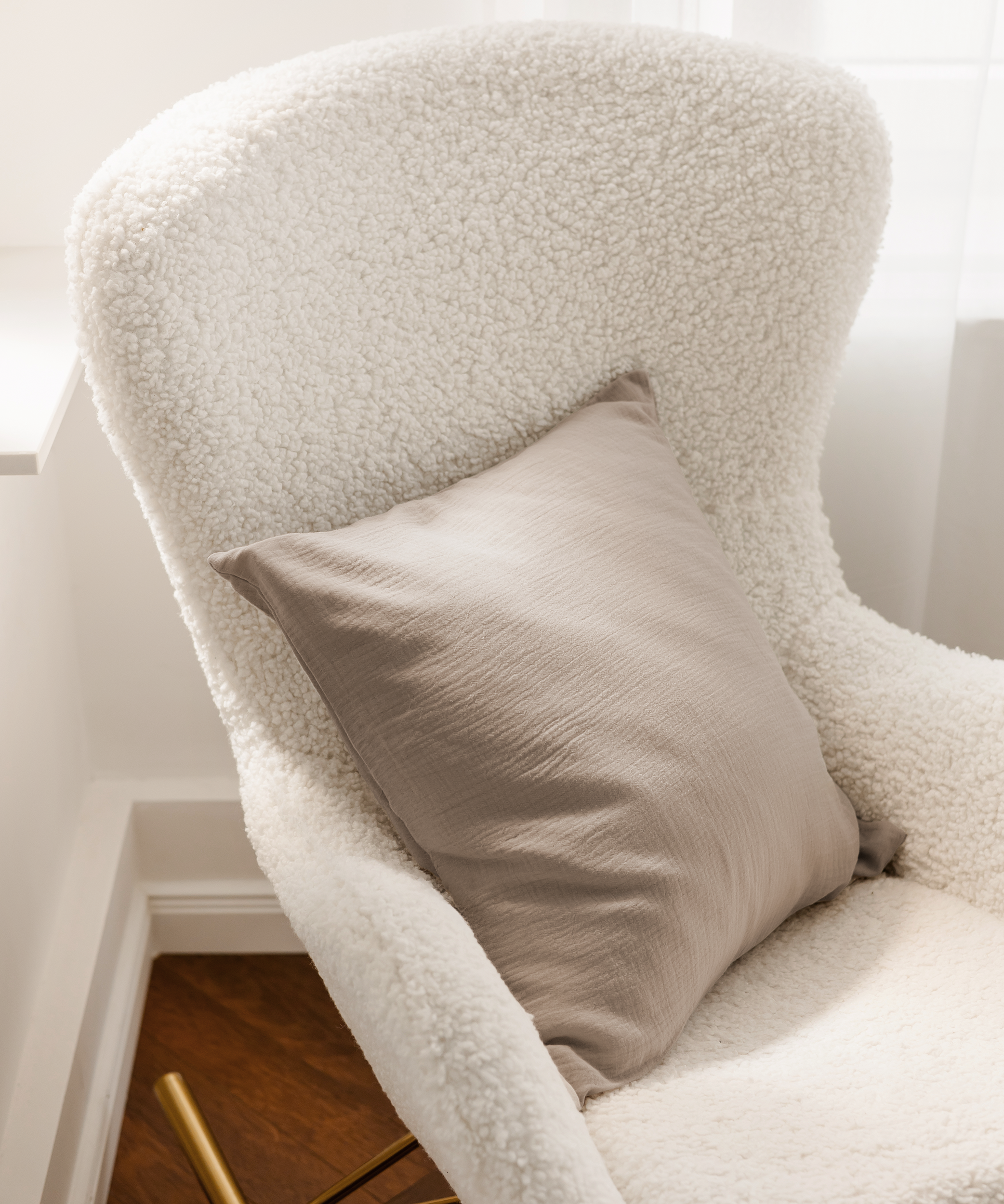 Musselin Kissenbezug 50×50cm in Taupe | Haven