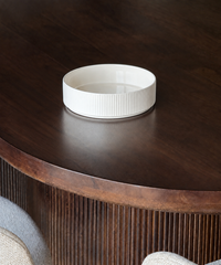 Large ribbed, cream-white, glossy bowl | Nia