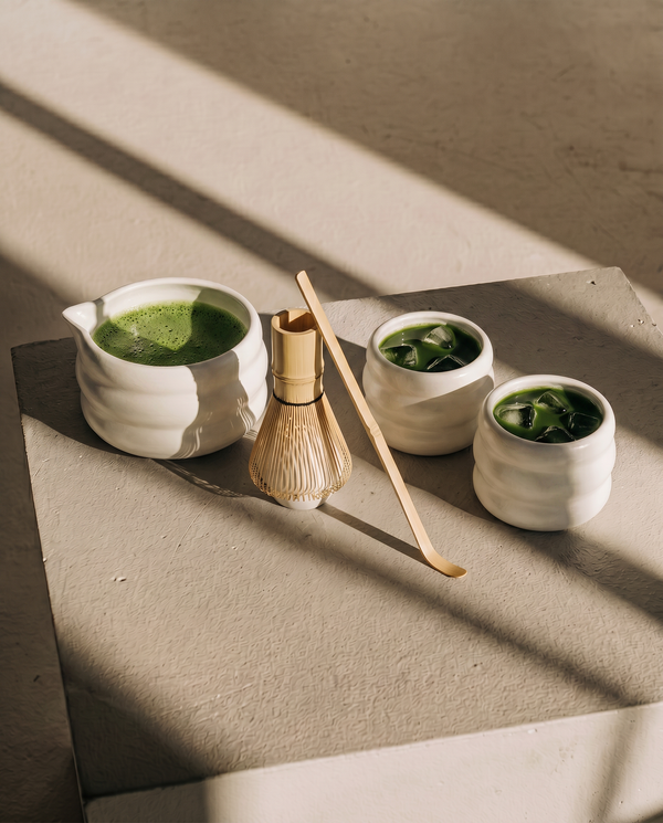 Matcha Komplett-Set mit zwei Keramik Becher | Akio