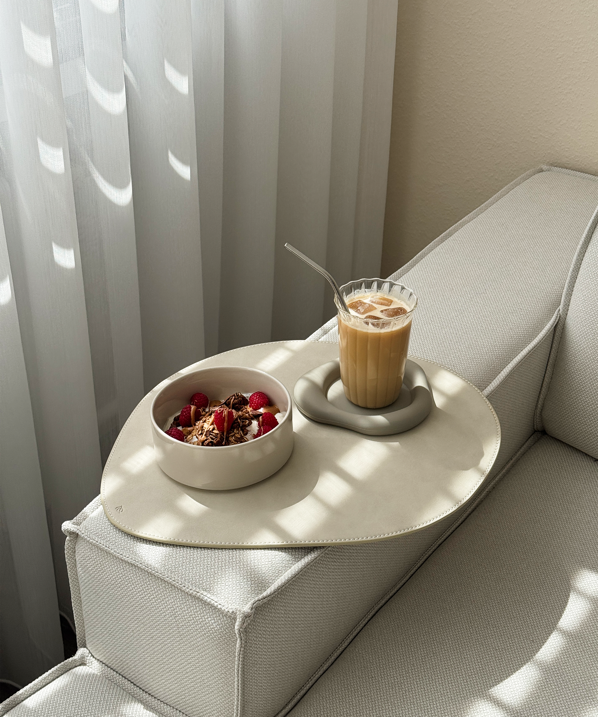 Plate & Glass Coasters Taupe/Cream | Jade
