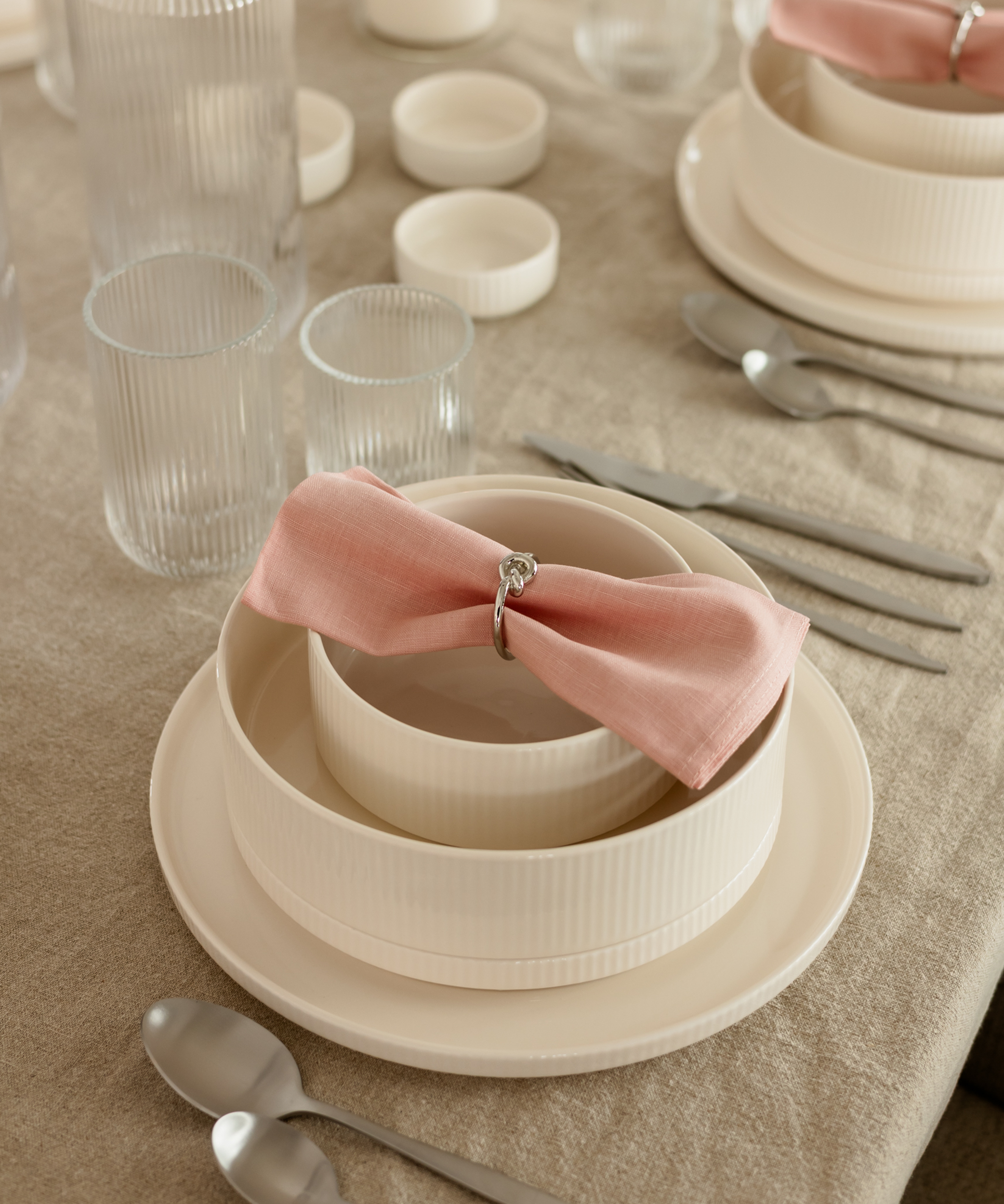 Crockery set cream white grooved | Nia