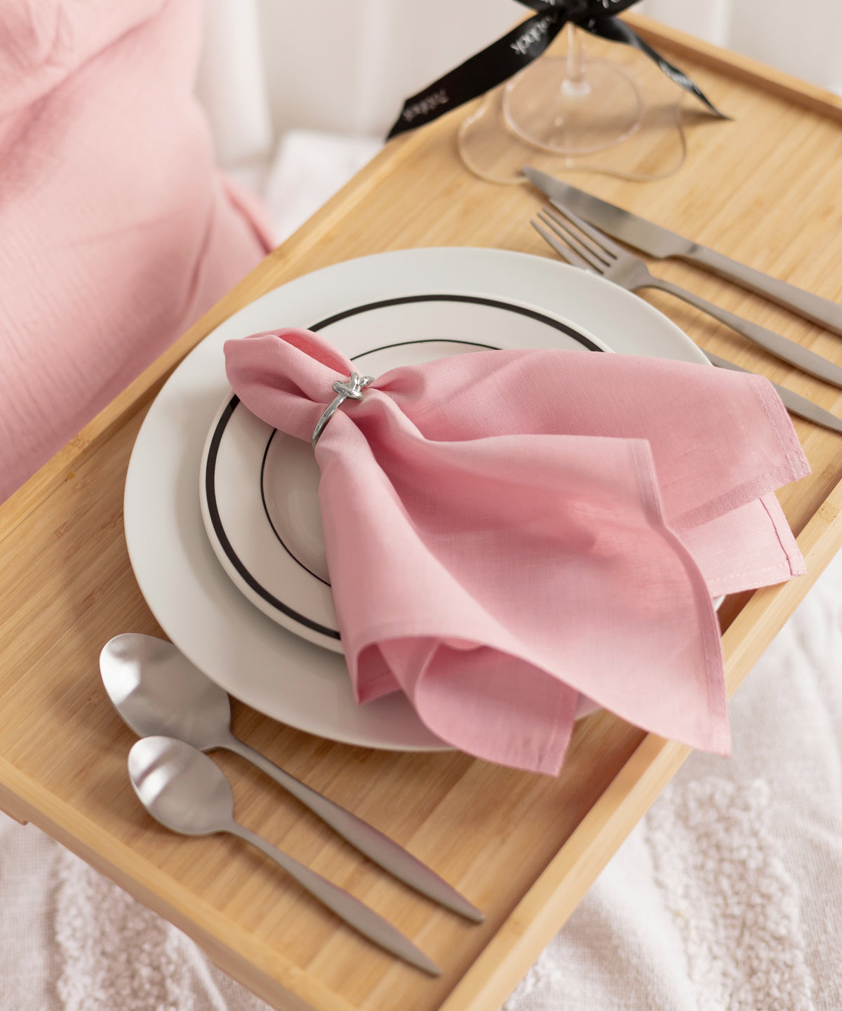 Servietten in Rosa im 6er Set aus der Serie Kyla – Materialdetail