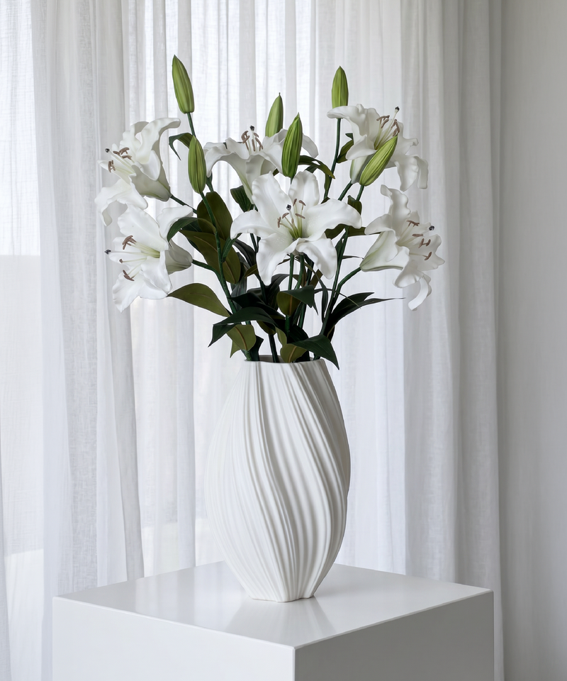 Realistisches Kunstblumen-Bouquet Lilien 6er in Weiß – bloom collection von 7 O'CLOCK