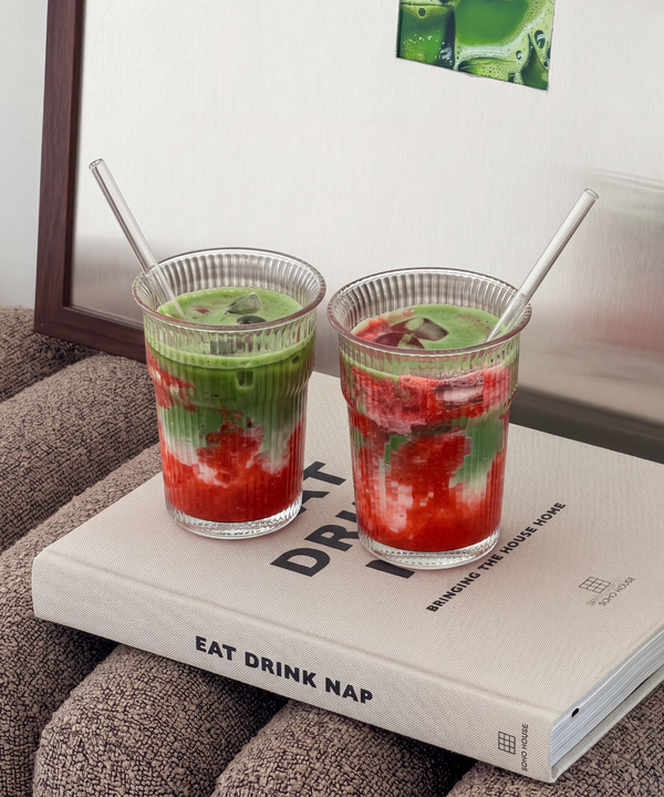 Gerilltes Trinkglas im To-Go Design aus der Serie Liva – Detailansicht