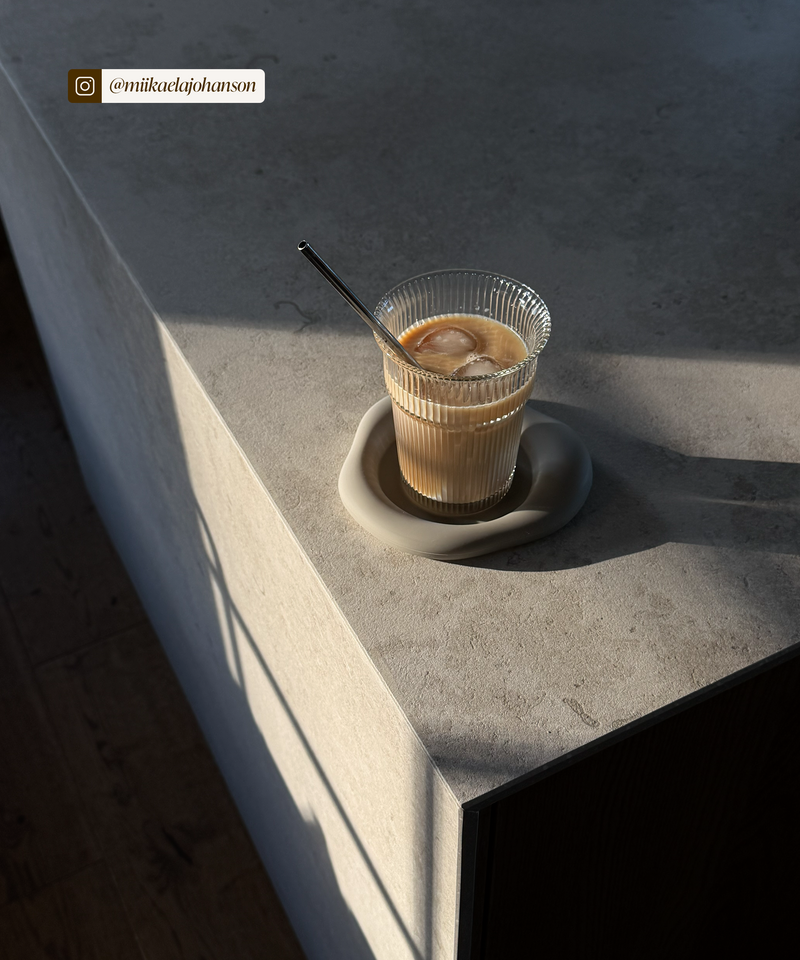 Ribbed Drinking Glass in To-Go Design | Liva