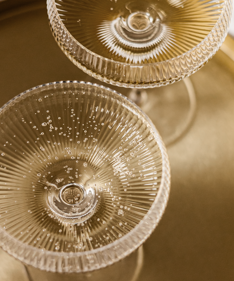 Champagnerglas mit geriffelter Oberfläche aus der Serie Paris – Draufsicht