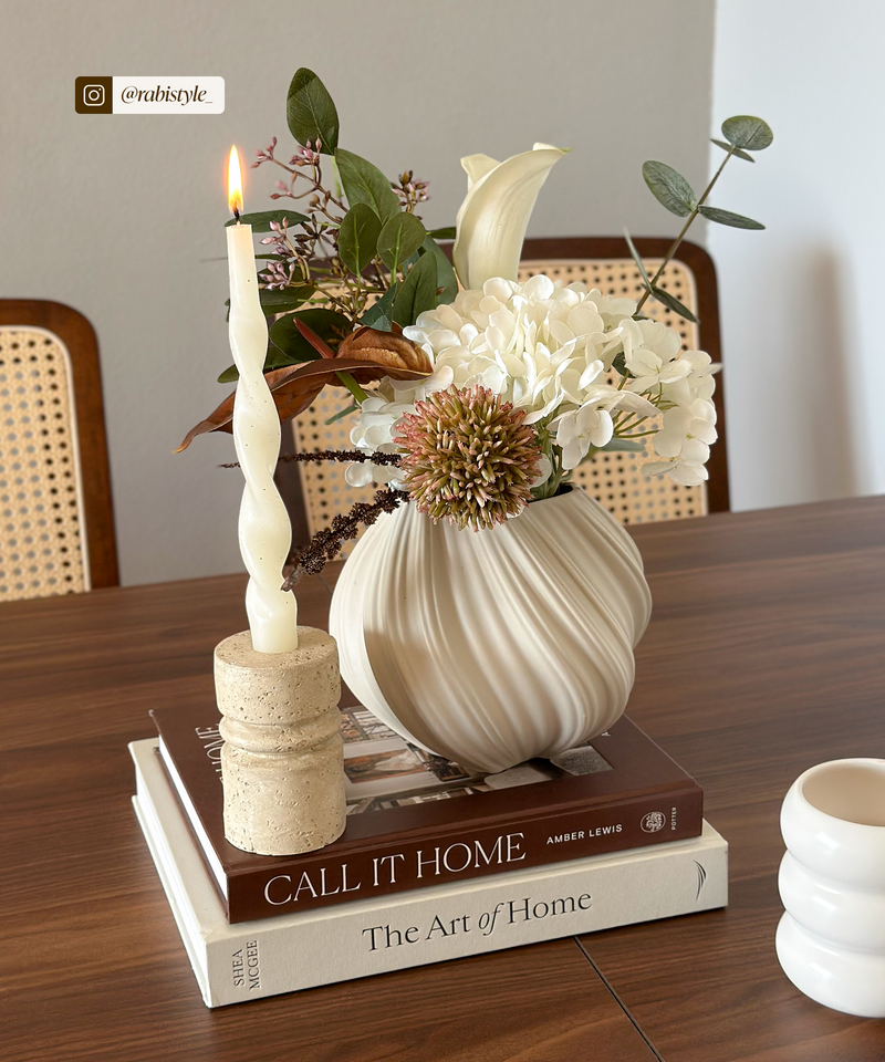 Kleine Keramik Vase in Beige aus der Serie Flora – Größenübersicht