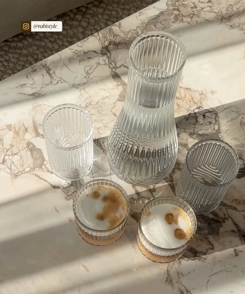 Karaffe im Bogen-Design aus der Design-Serie Rom – Seitenansicht