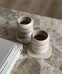 Wavy Ceramic Mug Beige (400ml) | Mya