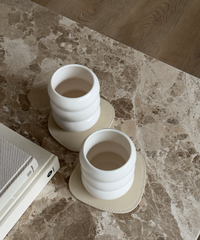 Wave-shaped ceramic mug white (400ml) | Mya