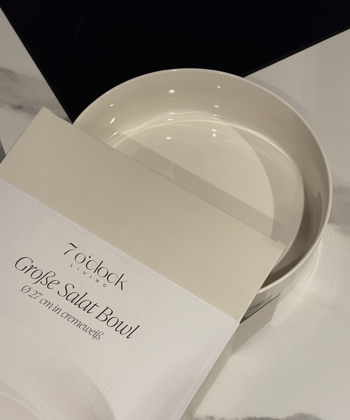 Große Bowl Ø27cm in Cremeweiß aus der Serie Nia – Draufsicht
